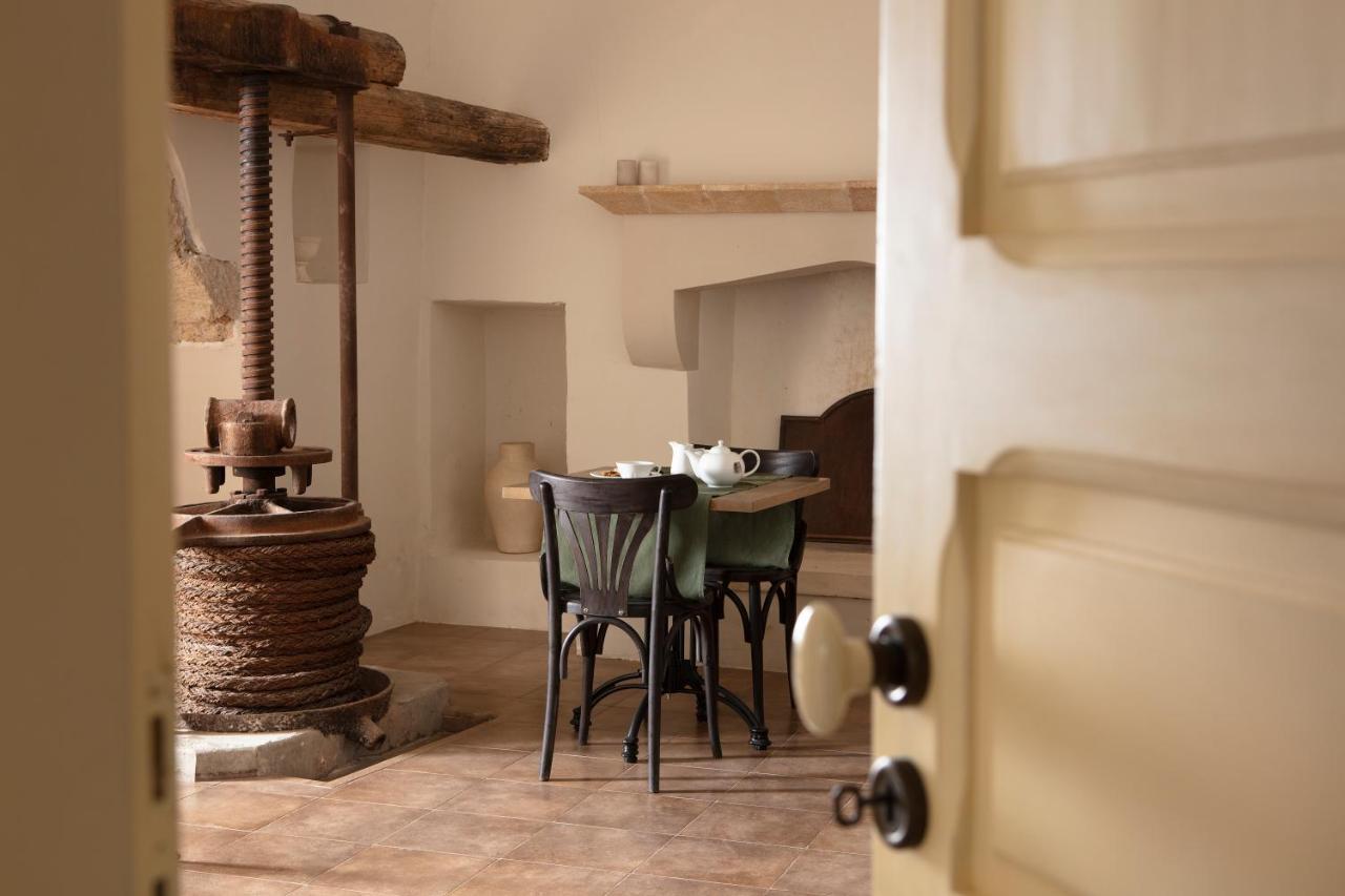 Bed and Breakfast Don Alfonso Dimora D'epoca Racale Exterior foto