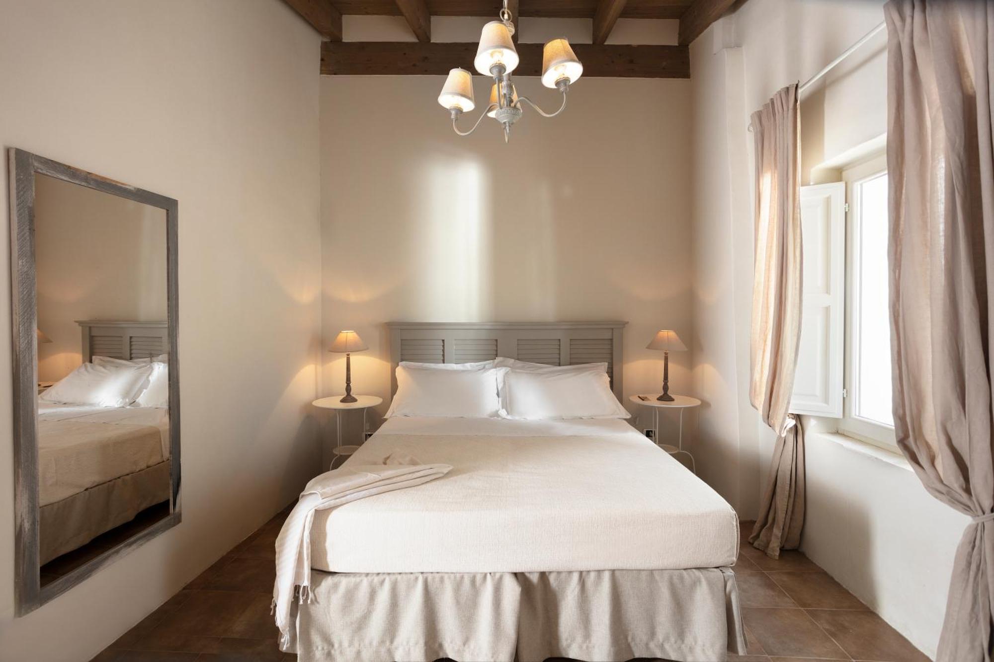 Bed and Breakfast Don Alfonso Dimora D'epoca Racale Habitación foto