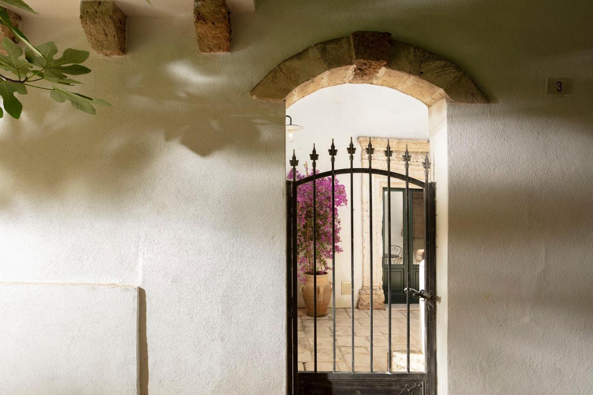 Bed and Breakfast Don Alfonso Dimora D'epoca Racale Exterior foto